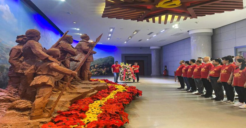 寧鋼黨委開展“重溫黨章黨史，踐行初心使命”主題黨日活動